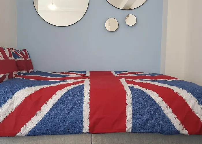Entire Studio Aptartment On Main Edgware Road, Near Marble Arch, Oxford Street And Hyde Park