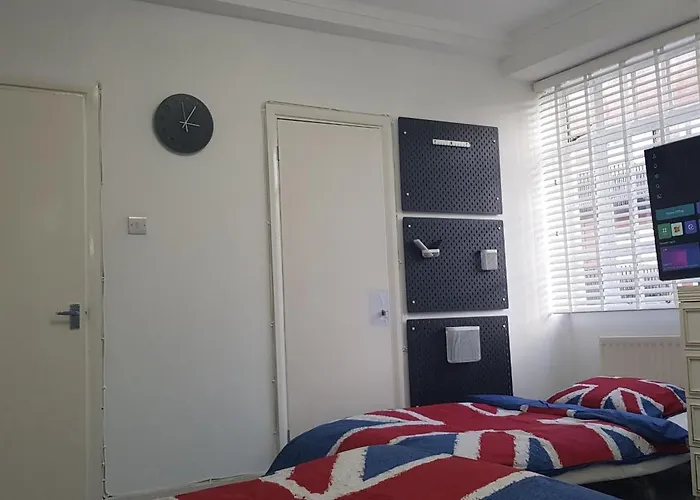 Entire Studio Aptartment On Main Edgware Road, Near Marble Arch, Oxford Street And Hyde Park