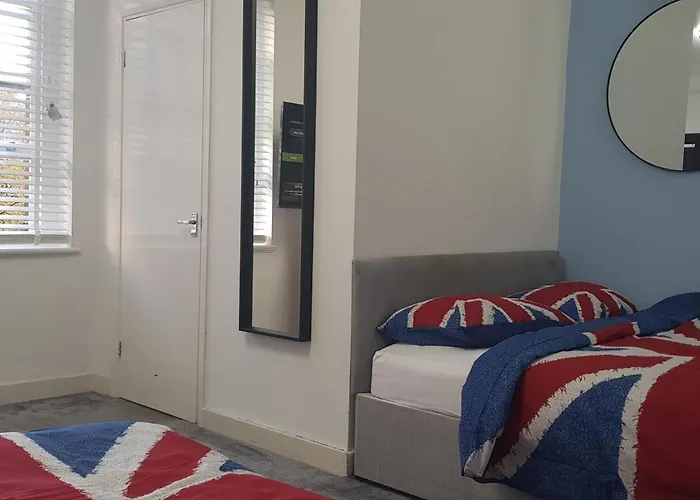 Entire Studio Aptartment On Main Edgware Road, Near Marble Arch, Oxford Street And Hyde Park
